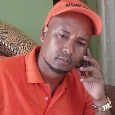 AnibalEncarna10's profile picture. Trabajo y estudios y me divierto no siempre