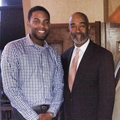 Redbirds81's profile picture. God put me on earth for a reason! Plan to make as many people smile as possible before kicking the bucket! Everybody Truly Matters!