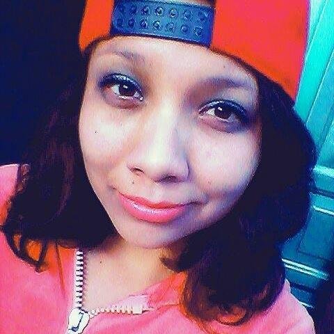 Maruu_03's profile picture. Difícilmente Normal