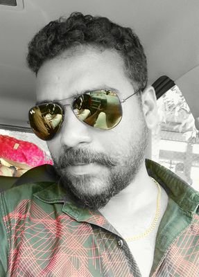 mukeshchnr's profile picture. വർണ്ണങ്ങളില്ലാത്ത സ്വപ്നങ്ങളിൽ...
പണ്ടേ തളച്ചിടപ്പെട്ടവൻ ഞാൻ😎