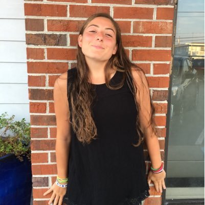 I make videos! Link below😀 plead go follow my main account @spunkyysophia