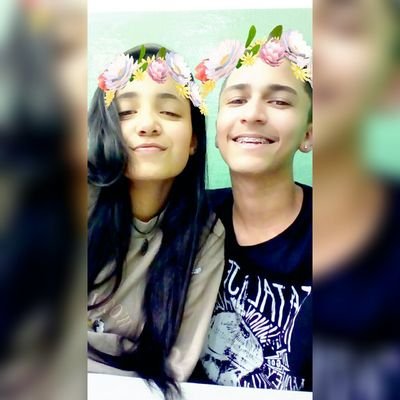 Gabriele Fernandes🍃... 15 anos😏... Cristã. 🙏💜... Leitora💜📚... Apaixonada por séries😀😍😆... NAMORANDO 👫❤