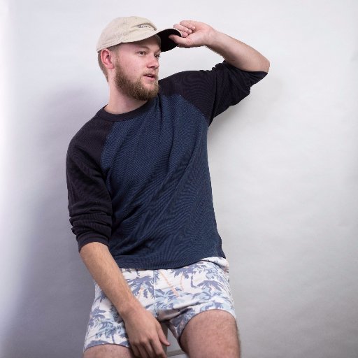 I make music for dancing/relaxing/observing/living.
https://t.co/QvS7MaourL