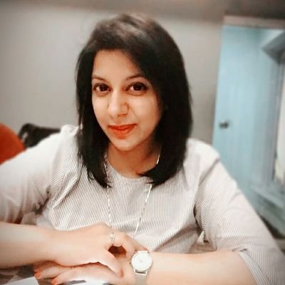 Graphic Designer at zee news.....believes that simplicity is best every thing happens for a gud reason
