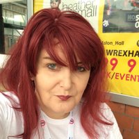 Kate Hutchinson (@katieloukhaos) 's Twitter Profile Photo Kate Hutchinson (@katieloukhaos) 's Twitter Profile Photo