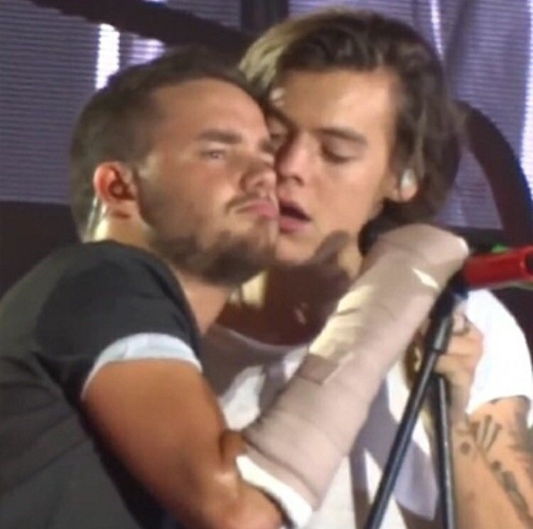 LookWhatYouMad2's profile picture. LOOK WHAT YOU MADE DO OUT NOW