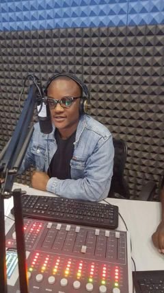 On Air Personality @starfm103 /MC /Motivational Speaker/ News Anchor/ Promoter/ Be Nice To Your Partner, (Instagram Omosijame)