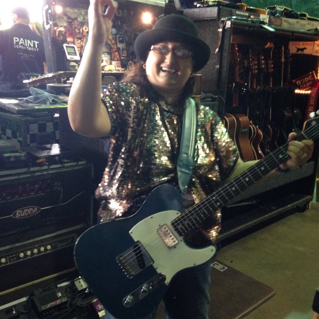 Kariguitar's profile picture. I’m Native American and a lifelong rock and roll woman. I’m single, love coffee, dinosaurs, mustard, cryptozoology, and any kind of artifacts. Heart & KISS 🤘🏻