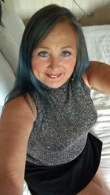 jerri_rector's profile picture. love music, photography, animals, and travel.