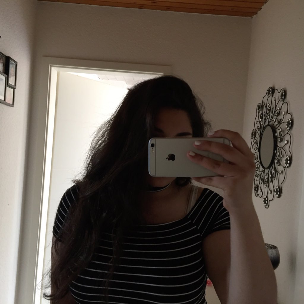 st0pidthings's profile picture. stay positive