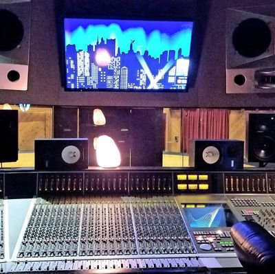 savantsoundzllc's profile picture. ☆ THE RECORD COMPANY ☆ #GrammyWinner Songwriter/Producer -Afro Jack, Baauer, Jill Scott, Gucci Mane, Tyrese, BJTCK, Ashanti, Leikeli47 & more- #GODisEngineering