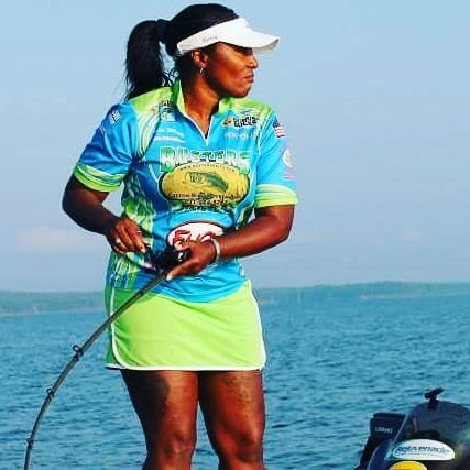 #GOD/#Wife/#ArmyVeteran/#Diversity💯💚. Tournament angler, fishing diva and Harley biker babe. 🏍🏍