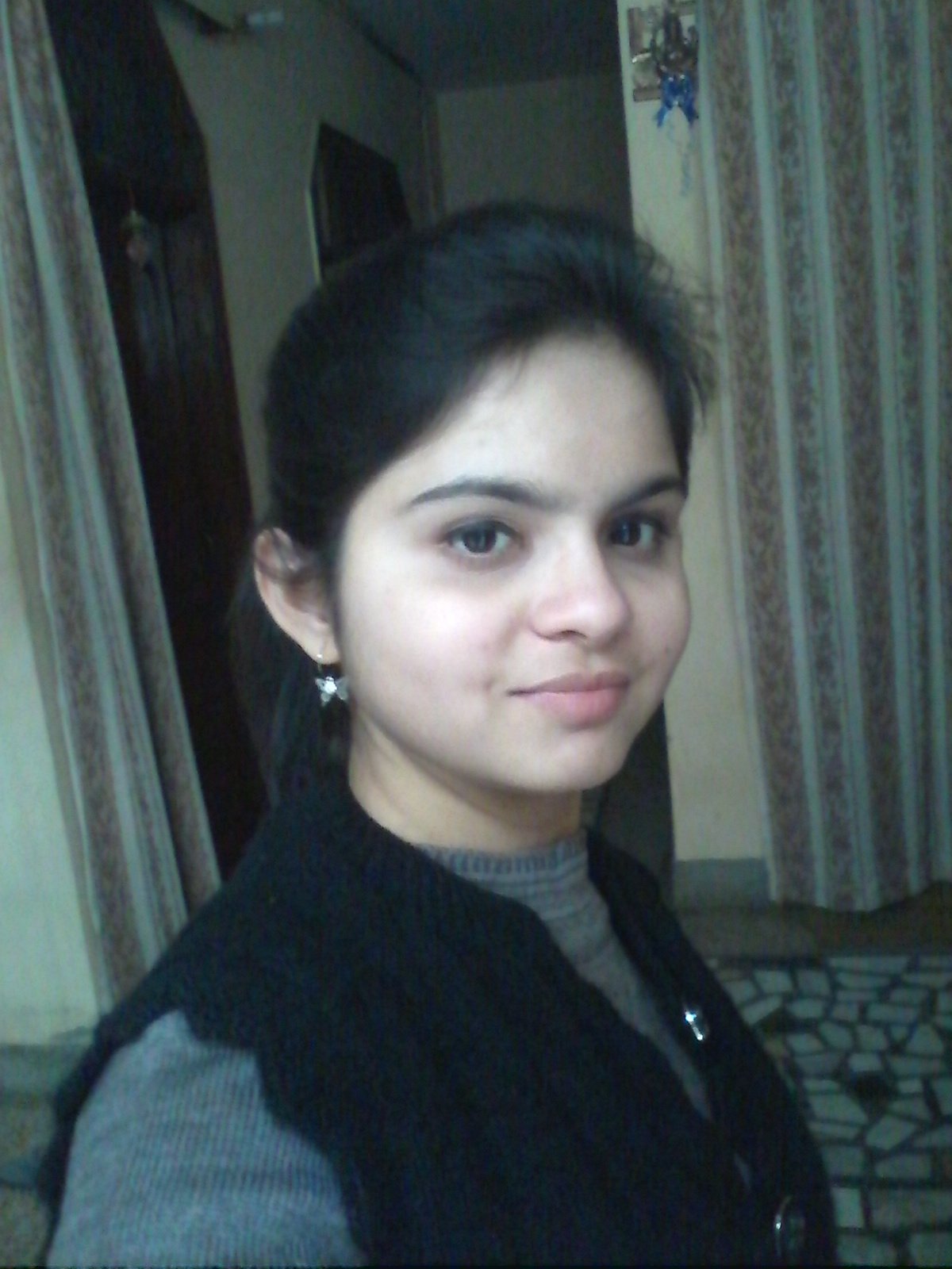 KanikaSharma101's profile picture. 