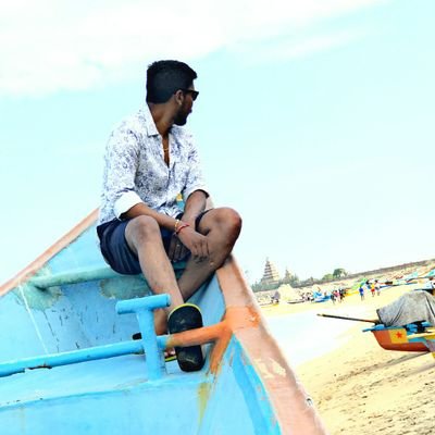 iamMukil's profile picture. Software Engineer • Thalaivar • Arsenal • MSD • CSK