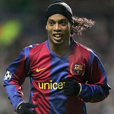 Jeux vidéo Divertissement Musique Variété Rap Sports Football Rugby Tennis Tennis Basket Cyclisme Télévision Séries & fictions