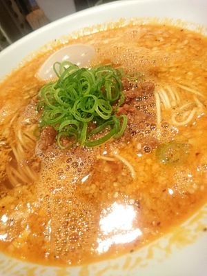 ラーメン.つけ麺.肉.ご飯…美味しい物は何でも好きです。
スポーツ.旅.歌.メガネもかなぁ…などなど好きな私です。