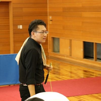 97世代/ゴンザレス/人によってはボブ呼びもいる/TOSS元副部長/AVA/Apex
人見知りなんで無言フォロー勘弁