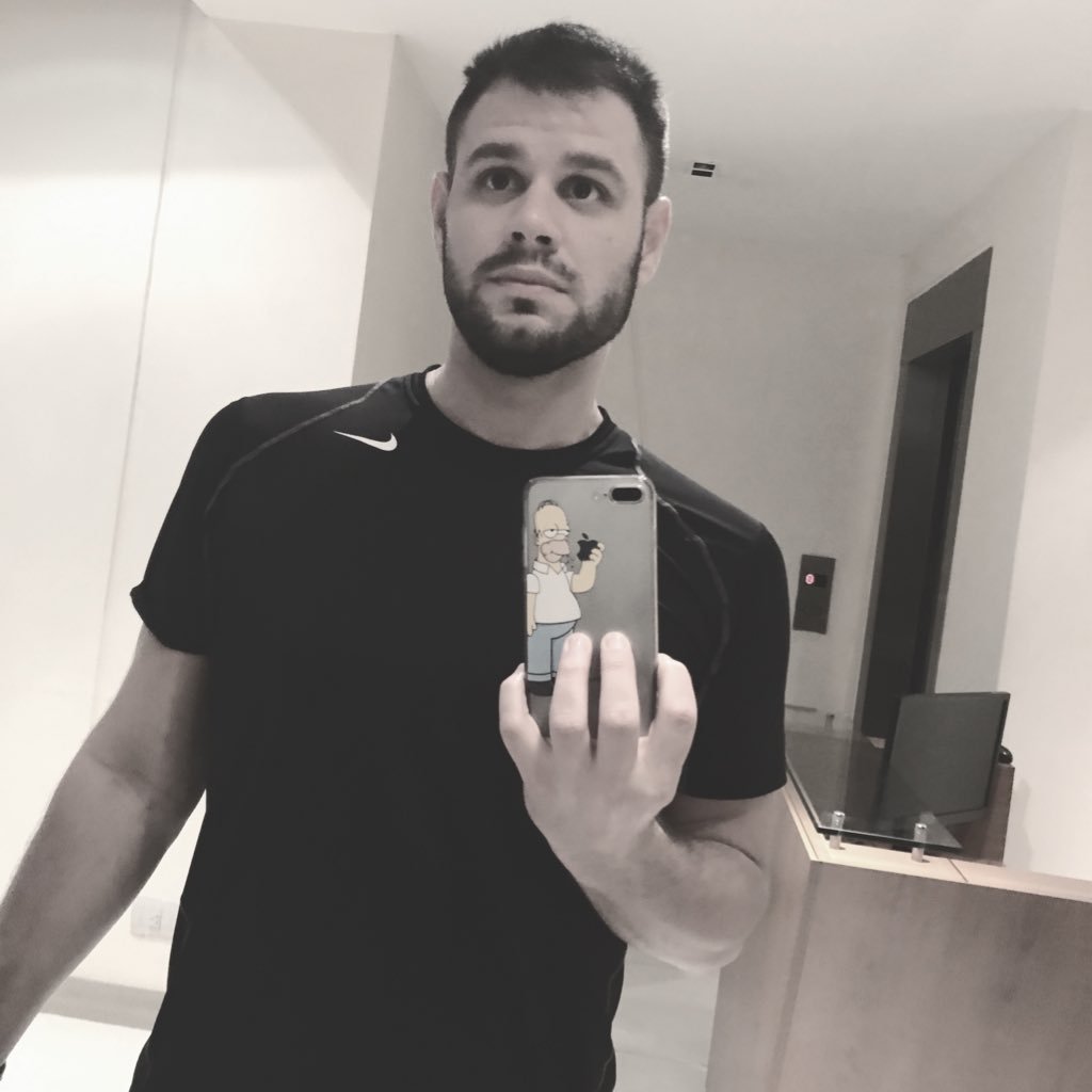 NicoArichu's profile picture. Un poco de esto, un poco de aquello...