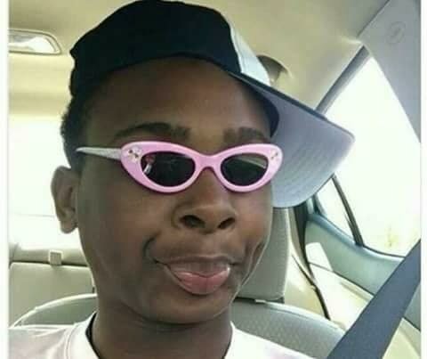 ela é uma rata uma rata albina