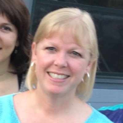 2nd grade teacher who loves sports, especially baseball.