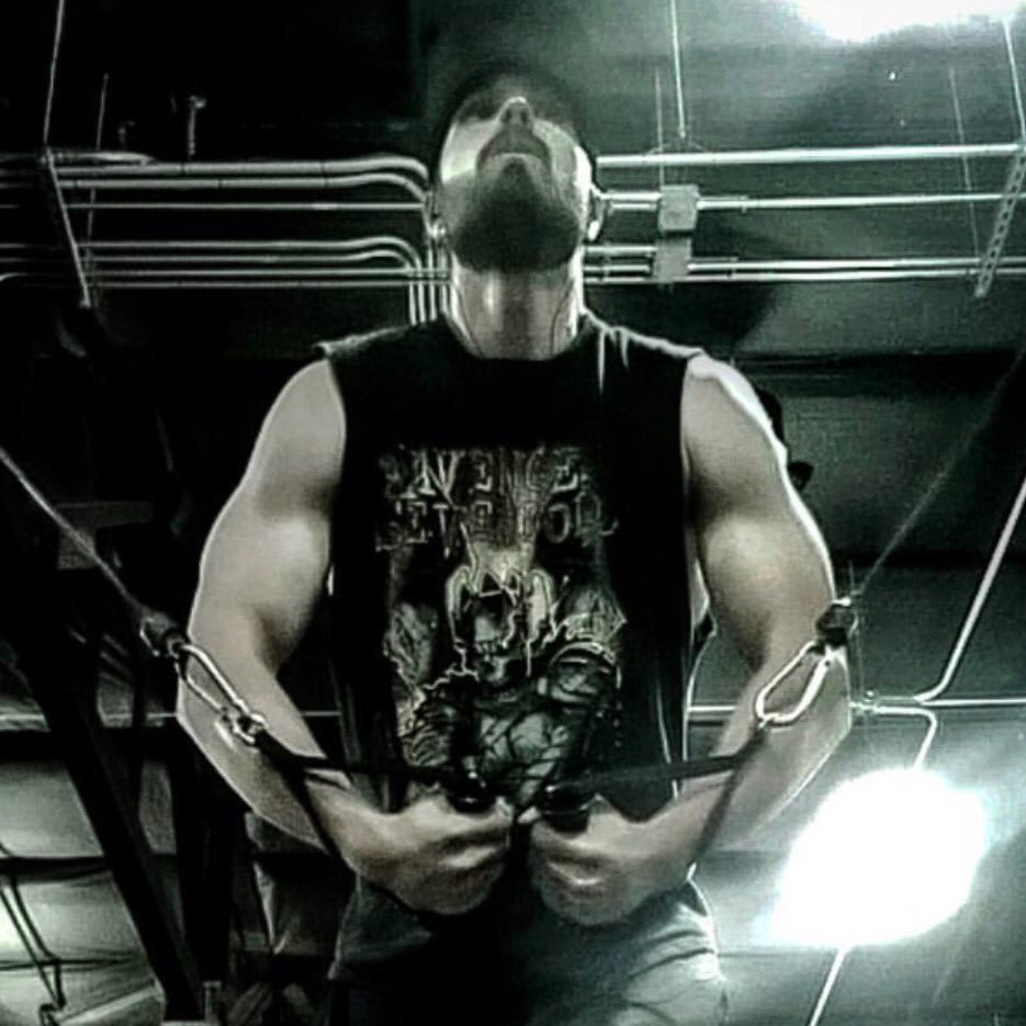 ThomasM84102285's profile picture. youtube: Malone Fitness   Instagram: tmalonefitness1