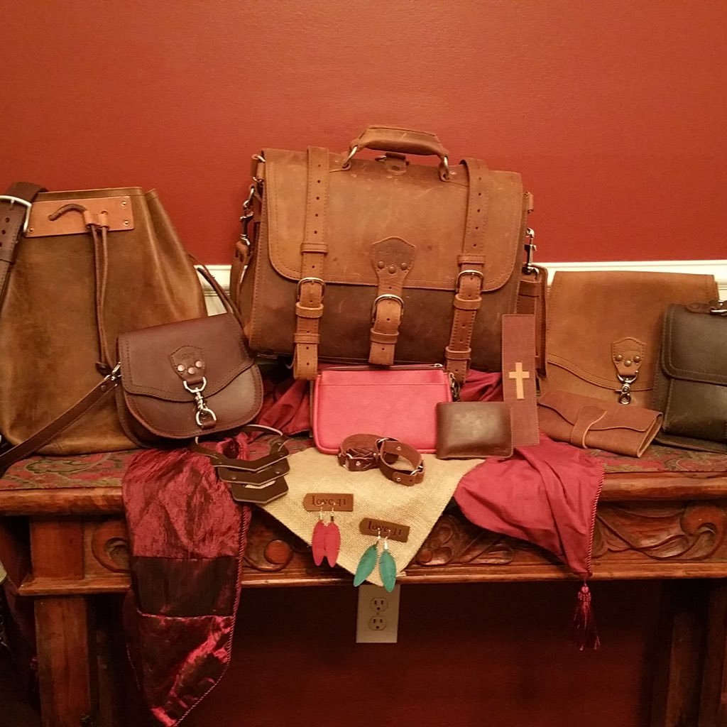 AK_StewartAg90's profile picture. Wife, Mother -- loves God, family, horses, leather, travel and outdoors