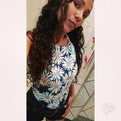 Izaa_Guimaraes Profile Picture