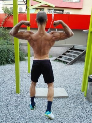 Krisstiyan's profile picture. Training - Nutrition - Books - Productivity