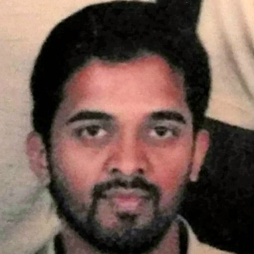 I am a Mechanical Engineer by profession & fan of social media networks. I like to help people by sharing my experiences with them.