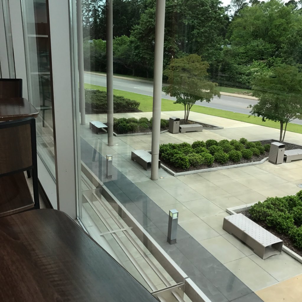 taglineguy's profile picture. #Marketing for breakfast, #smallbusiness for lunch, #blogging for dinner, #copywriting as a midnight snack.