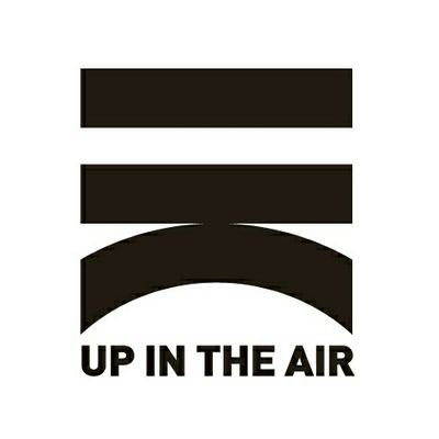 ライブイベント『UPINTHEAIR』運営垢です。THEリガニというバンドもやっております。