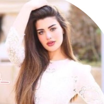 وكثر الغائبون عني .. حتى أصبحت لا أعرف من أنتظر 〰