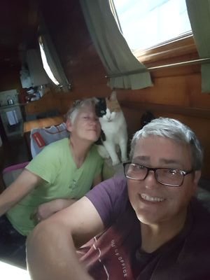 New to narrowboat living but unfortunately suffer from canallockofobia so don't travel lots but love everything else about being on our narrowboat xx