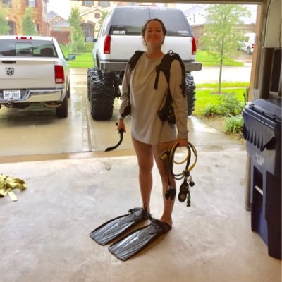 carlicadman's profile picture. 