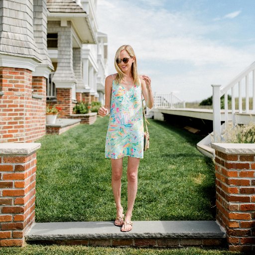 NYC/Chicago Life + Style Blogger: http://t.co/ziZ9fNFGRi