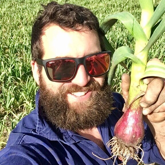 SirrEthan's profile picture. Budding garlic grower and country footballer at Moora FC. All views are my own