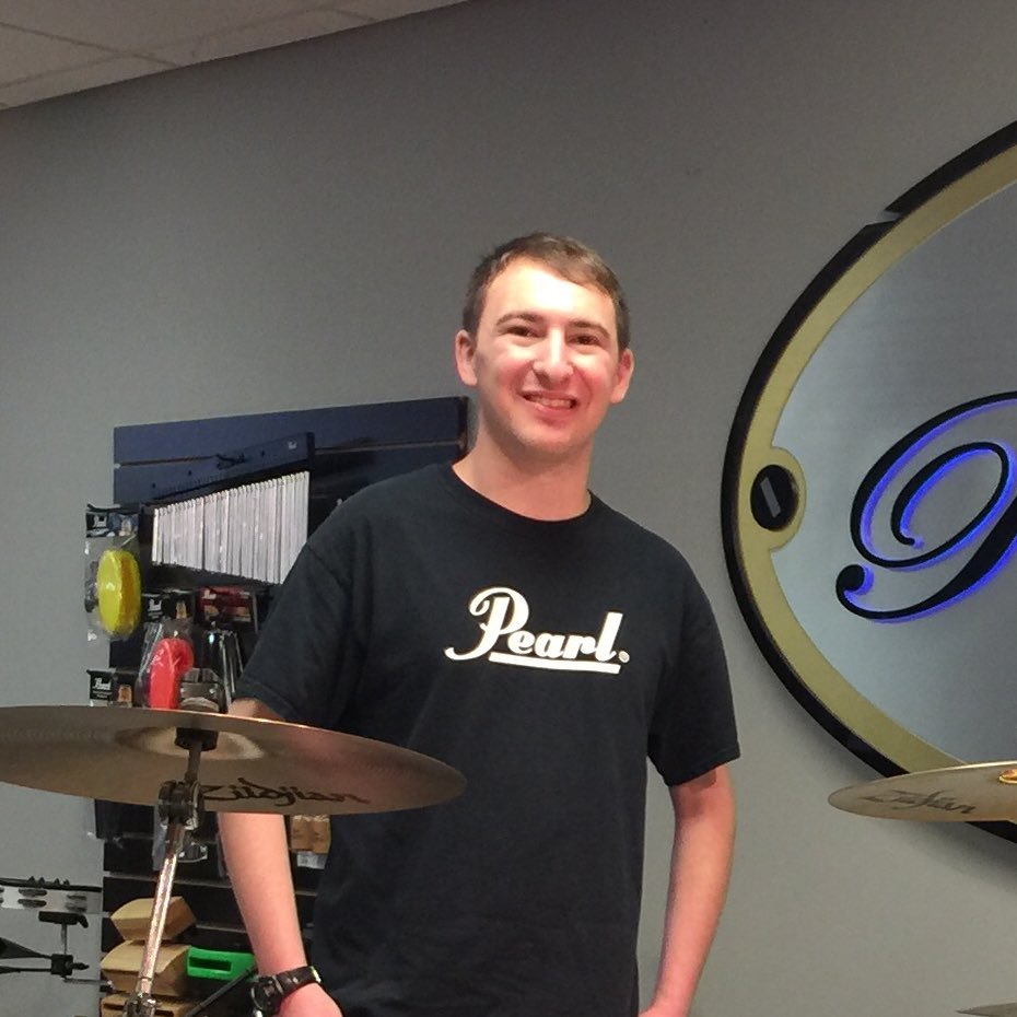 Drums, tacos, and r/c cars: the 3 best things ever to be invented 🥁🧠🌮🚵🏻♂️⚖️