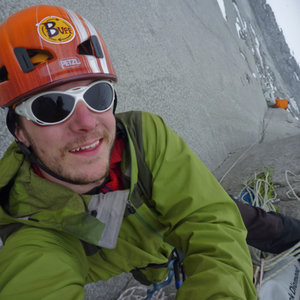 peterarhodes's profile picture. 