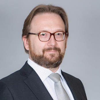 Ystachon's profile picture. Résolveur de problèmes IT complexes, Co-leader d'un #HabitatParticipatif, Contributeur au devt d'une #chocolateriebio à #Paris @monjardinchoco