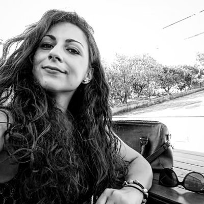 Classe '91, di Palermo. Laureata in #comunicazione d'impresa a Roma. Tra le mie passioni: il #digitale, le serie-tv e la lettura.
