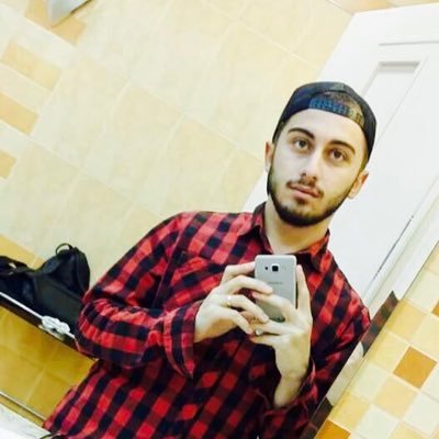 giga36582177's profile picture. 