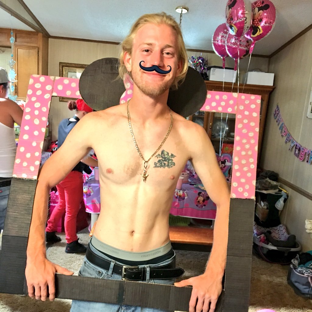 Fuzzywuzzy_214's profile picture. 