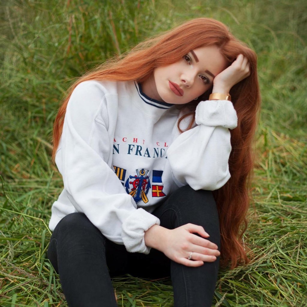 gingerbiscuit98's profile picture. 18 // Stratford Upon Avon // Dancer // Fitness Enthusiast