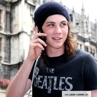 {Borg Vampire Cat} Kєvín (Simon Lewis) (@daylightingnerd) 's Twitter Profile