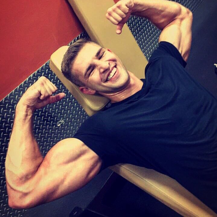 Sports, Fitness & Awesome TV Shows Insta - @Admir22
