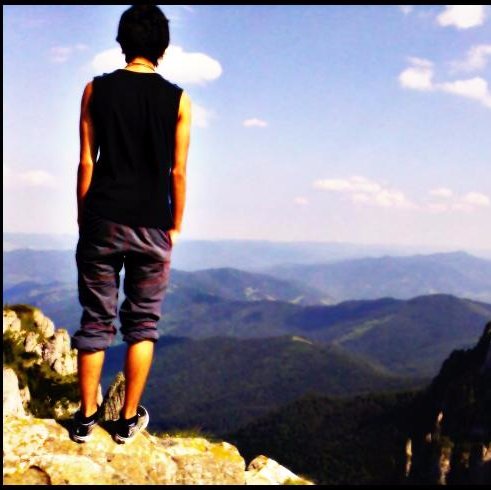 XeTzRus's profile picture. XeT