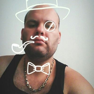 Ne menj előttem nem tudlak követni
-ne menj mögöttem mert nem tudlak vezetni
-csak gyere mellettem és legyünk barátok.'