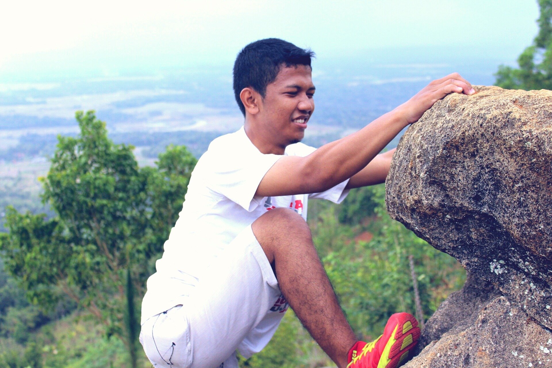 agdia_deboys's profile picture. XI.XII iPS 1  Satu☺ SMANSE 
Military Academy👮
SEMARANG|football :)