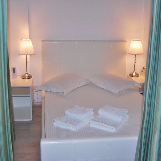 Casa_Mendeleev's profile picture. Casa Mendeleev offers you comfort, discretion and spacious apartments.
Lahovari Residence offers you relaxation, tranquility and elegance at an attractive price