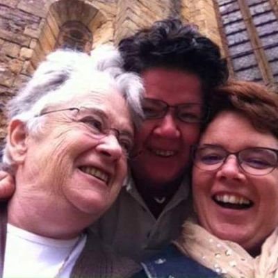 ClaretIsabelle1's profile picture. 